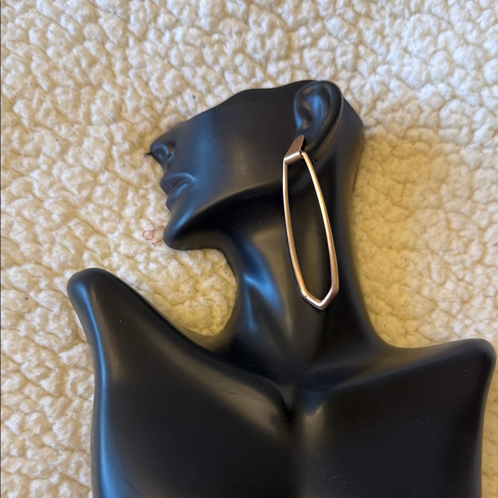 Kendra Scott Gold Open Geometric Drop Earrings
